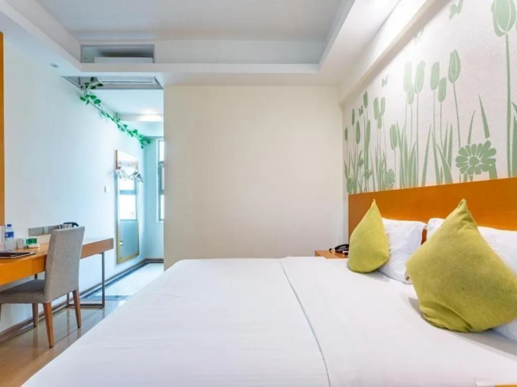 Greentree Alliance Sanya Jiyang District Yalongwan Road Hotel 3*,