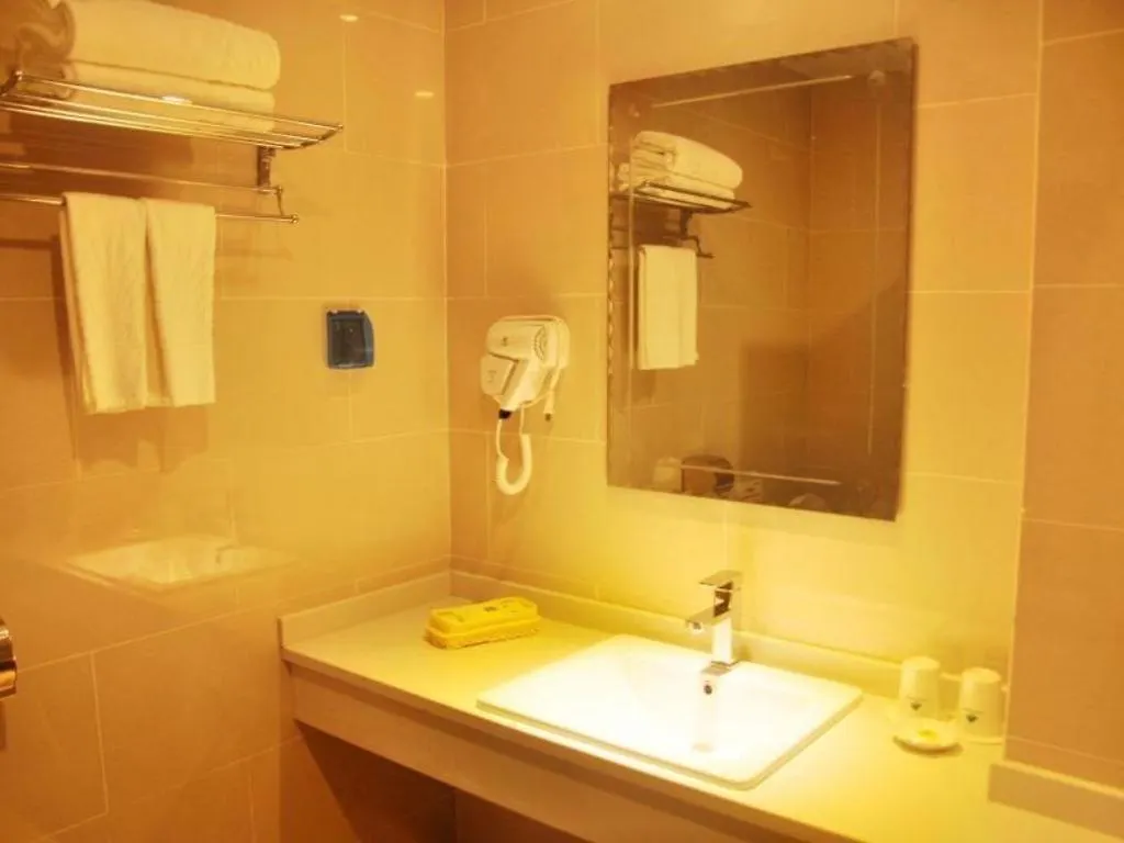 Greentree Alliance Sanya Jiyang District Yalongwan Road Hotel