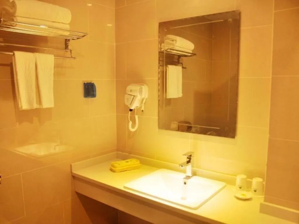 Greentree Alliance Sanya Jiyang District Yalongwan Road Hotel