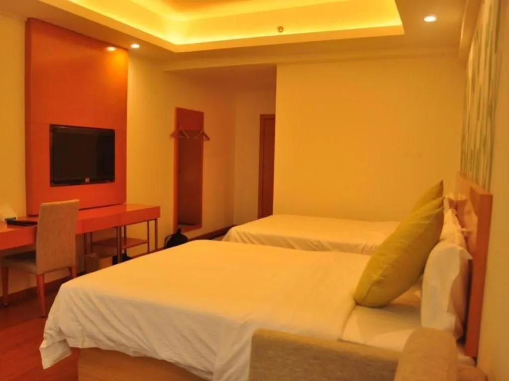Greentree Alliance Sanya Jiyang District Yalongwan Road Hotel 3*,