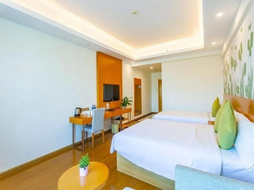 Greentree Alliance Sanya Jiyang District Yalongwan Road Hotel 3*,